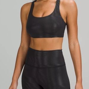 Lululemon Wunder Train Bra *Black Foil